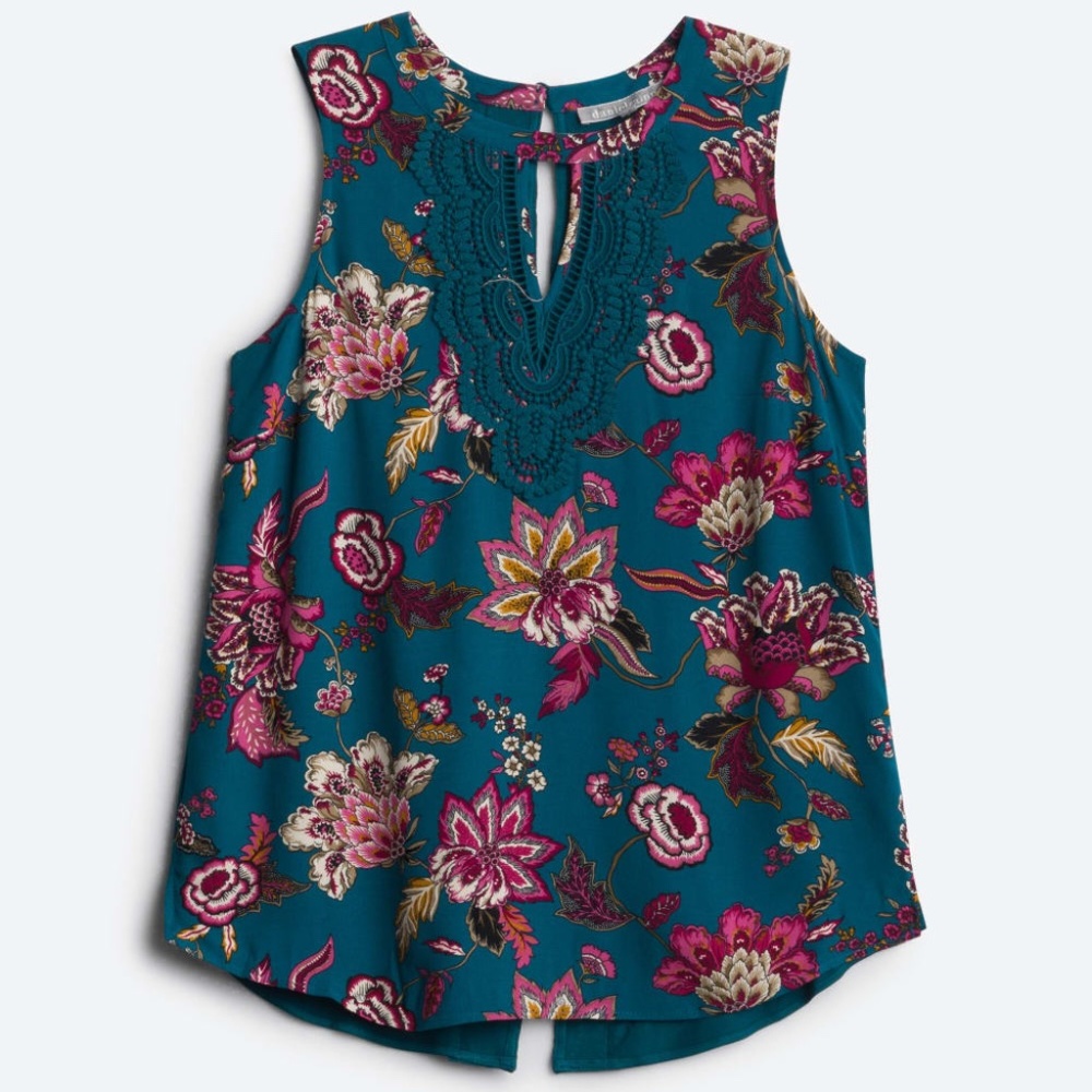 Daniel Rainn Quin Keyhole Crochet Top 1X Worn Once